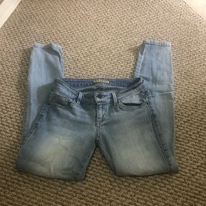 GUESS Lightwash Skinny Jeans Size 26